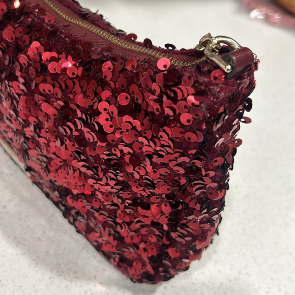 Red sequin Kate Spade shoulder bag. - Picture 11 of 11
